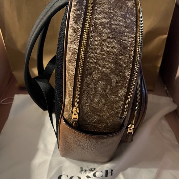 Court Backpack In Signature Canvas - Picture 4 of 8